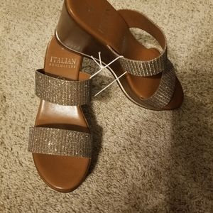 Size 8 wedges